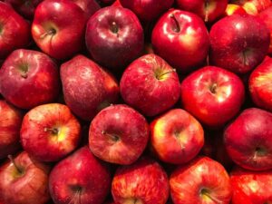 Apple: Everyday Nutrition