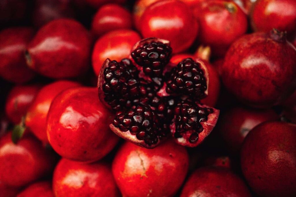 "Nutritional benefits of fresh pomegranate for daily wellness and healthy lifestyle"